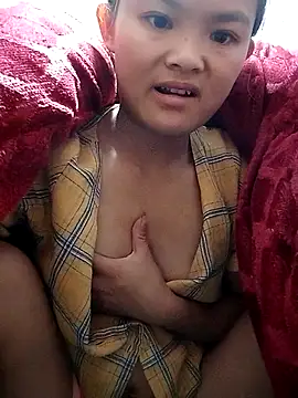 xinhxinhcute online show from 11/05/25, 11:05