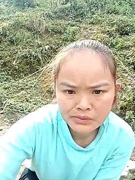 xinhxinhcute online show from 12/19/25, 03:13