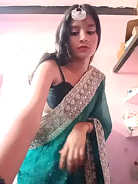 Snapshot of Hot_Mayra_ chatting on 09/15/25, 05:07 Hot Mayra online show from 09/15/25, 05:07