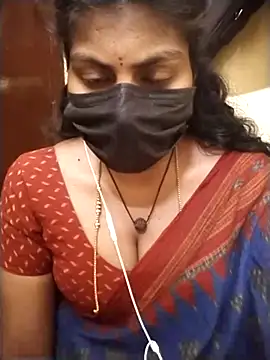 Nithiila online show from 02/19/26, 04:03