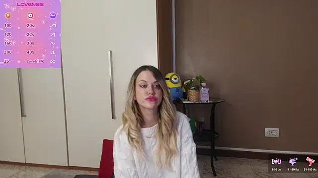 ScarletVerdi online show from 12/02/25, 08:52