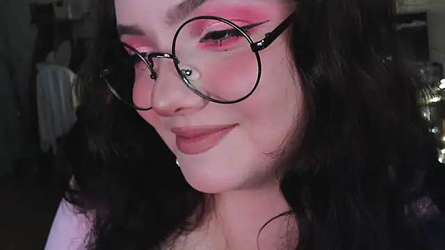 EmillyBones online show from 09/19/25, 07:14