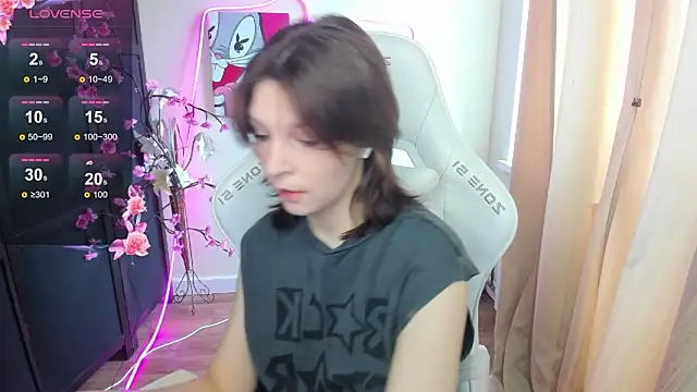 AudreyyKim online show from 03/18/26, 08:06