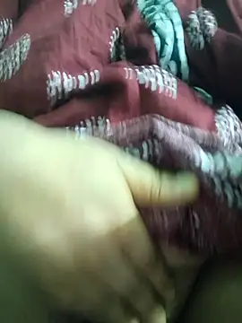 Snapshot of desi_boudi87 chatting on 09/09/25, 04:45 desi boudi87 online show from 09/09/25, 04:45