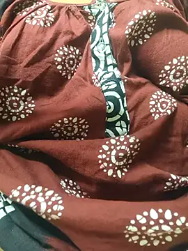 Snapshot of desi_boudi87 chatting on 09/16/25, 08:10 desi boudi87 online show from 09/16/25, 08:10