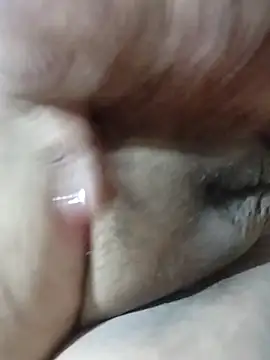 Snapshot of desi_boudi87 chatting on 10/02/25, 01:18 desi boudi87 online show from 10/02/25, 01:18