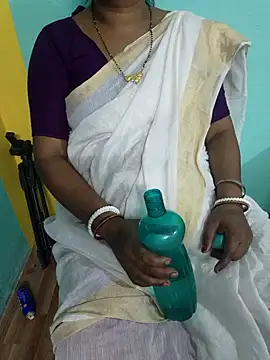 desi boudi87 online show from 04/24/26, 01:02
