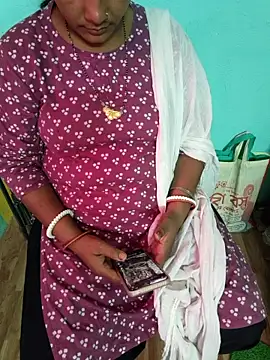 desi boudi87 online show from 05/24/26, 03:33