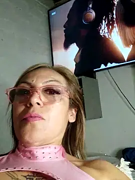 Gatithaaa online show from 10/14/25, 03:13