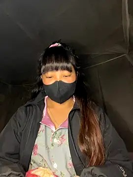 delwyn- online show from 11/28/25, 05:04