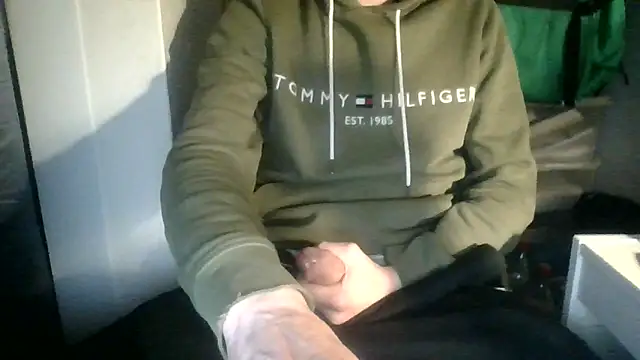 juju78jujuu online show from 10/18/25, 05:43