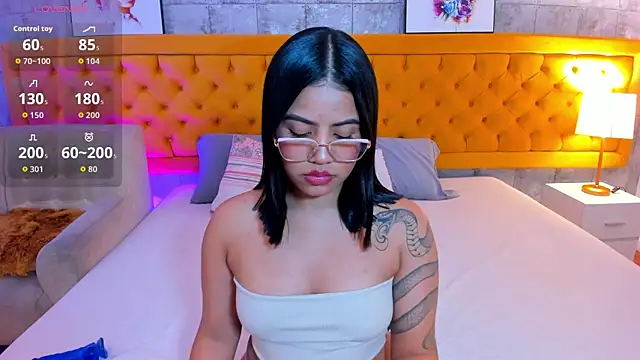 LiilithNova online show from 02/25/26, 04:44