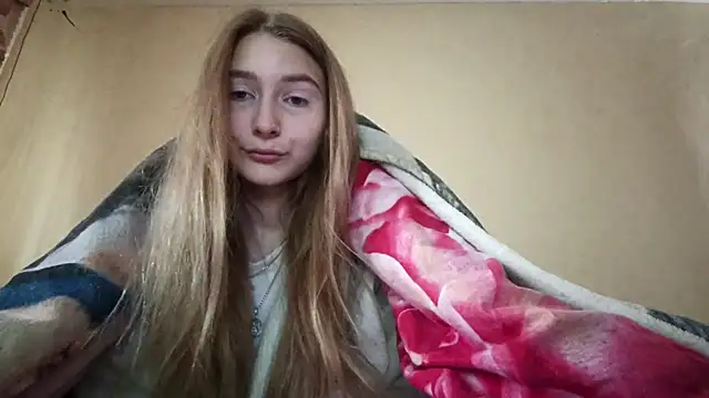 Nymera flare online show from 09/25/25, 06:39