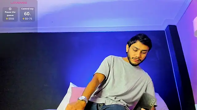 Boss Domiinator online show from 04/01/26, 12:17