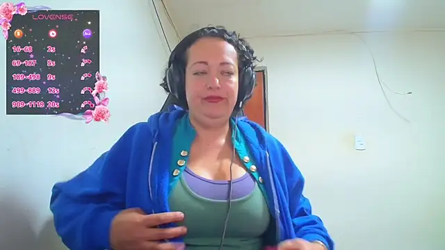 Miss Oriana online show from 11/21/25, 08:51