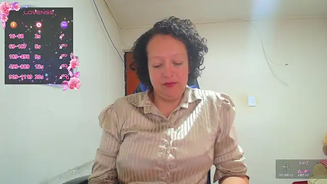 Miss Oriana online show from 12/13/25, 07:53