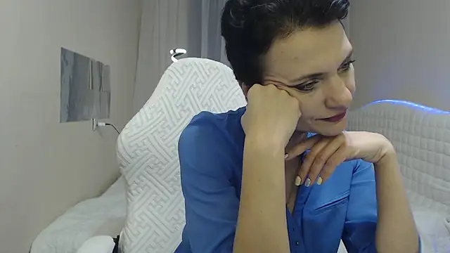 AvaSaturnian online show from 11/13/25, 01:10