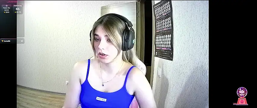 Snapshot of Kris_Moss chatting on 10/13/25, 10:10 Kris Moss online show from 10/13/25, 10:10