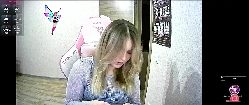 Snapshot of Kris_Moss chatting on 10/21/25, 08:09 Kris Moss online show from 10/21/25, 08:09