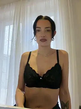 Remirosee online show from 12/23/25, 11:08