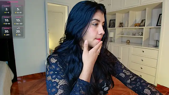 nina moen online show from 11/16/25, 03:34