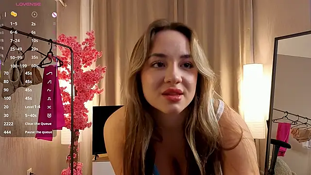 Snapshot of Pony_Claid chatting on 10/05/25, 09:24 Pony Claid online show from 10/05/25, 09:24