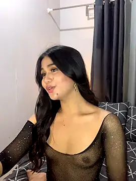 Snapshot of AngelHille chatting on 11/26/25, 05:58 AngelHille online show from 11/26/25, 05:58