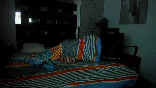 Snapshot of MissDiabla_ chatting on 10/02/25, 10:11 MissDiabla online show from 10/02/25, 10:11