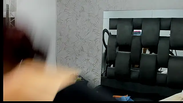 MissDiabla  online show from 10/12/25, 12:48