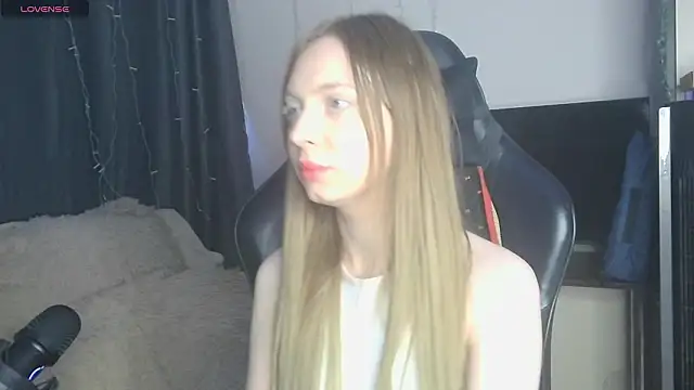 BabbbyFoxxx online show from 03/12/26, 06:41