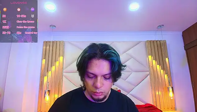 Laia and Damian online show from 10/15/25, 07:36