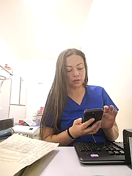 Madisson-04  online show from 10/11/25, 12:26