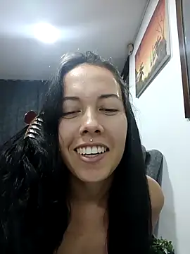 MiaForever1 online show from 11/26/25, 11:39