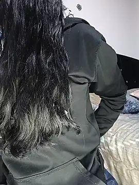 MiaForever1 online show from 07/02/26, 01:16