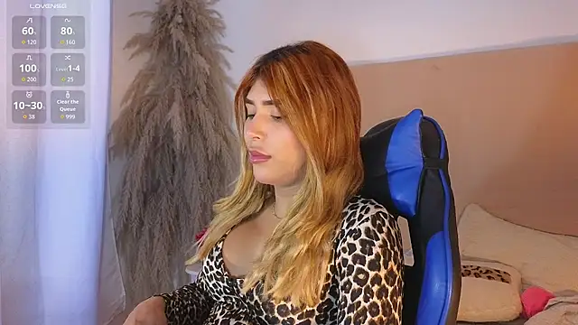 dahiana marin online show from 11/25/25, 08:42