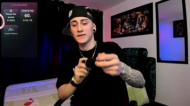 Snapshot of Sebas_maverick chatting on 11/13/25, 10:19 Sebas maverick online show from 11/13/25, 10:19