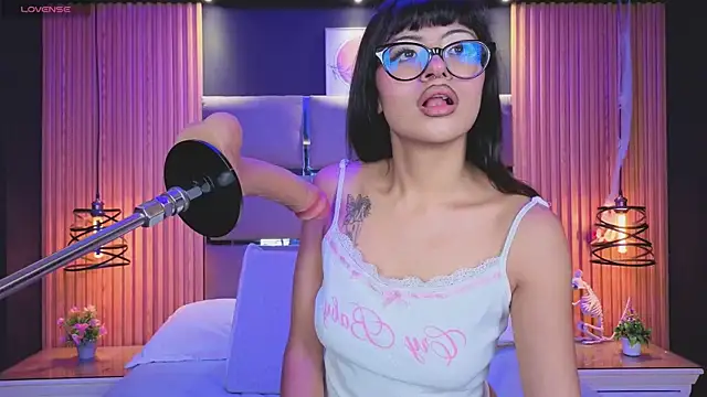 AlanaWalker9 online show from 02/21/26, 03:40