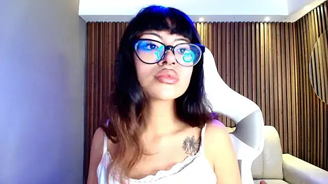 AlanaWalker9 online show from 03/02/26, 11:39