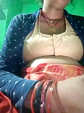 Snapshot of cutrashmi_hot47 chatting on 12/15/25, 12:37 cutrashmi hot47 online show from 12/15/25, 12:37