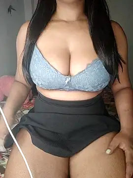 Riya Malik online show from 11/06/25, 02:01