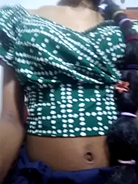 BunnyBloom25 online show from 11/15/25, 06:15