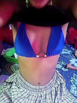 BunnyBloom25 online show from 04/15/26, 10:00