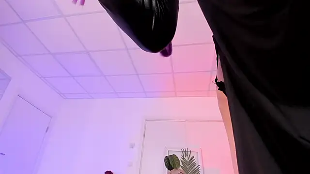 Sima Wendy online show from 10/29/25, 07:21