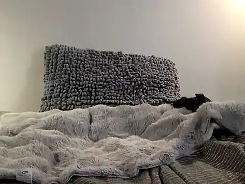 Snapshot of Eva_Fit_Milf chatting on 02/16/26, 03:08 Eva Fit Milf online show from 02/16/26, 03:08