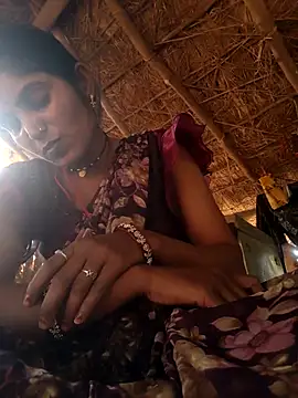 LUCKY cut online show from 12/23/25, 08:45