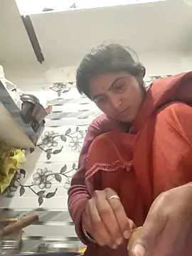 LUCKY cut online show from 02/09/26, 02:37