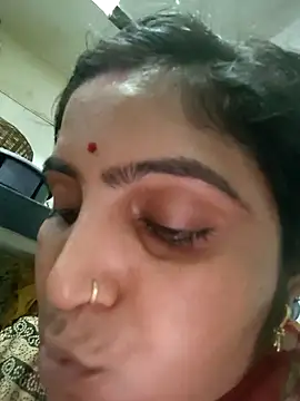 LUCKY cut online show from 04/02/26, 02:58