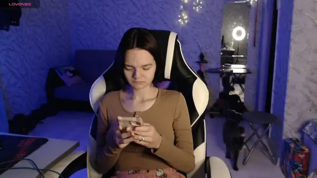 Kitti study online show from 10/05/25, 12:36