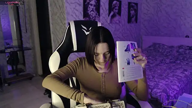 Kitti study online show from 10/09/25, 09:51