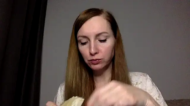 Varnyx online show from 11/26/25, 06:20